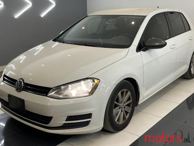 2016' Volkswagen Golf photo #2