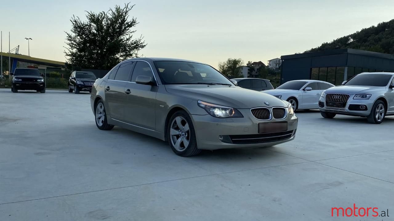 2008' BMW 528 photo #4