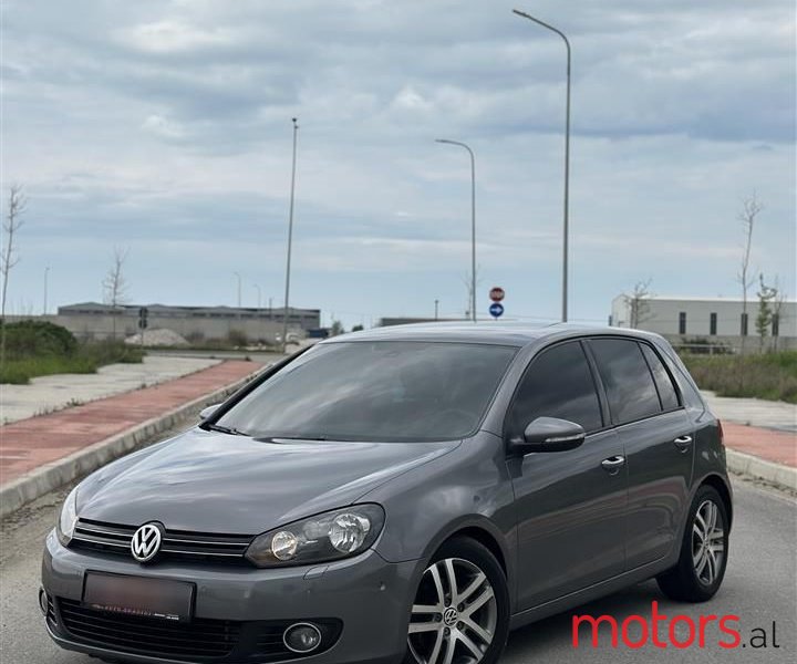 2012' Volkswagen Golf photo #1