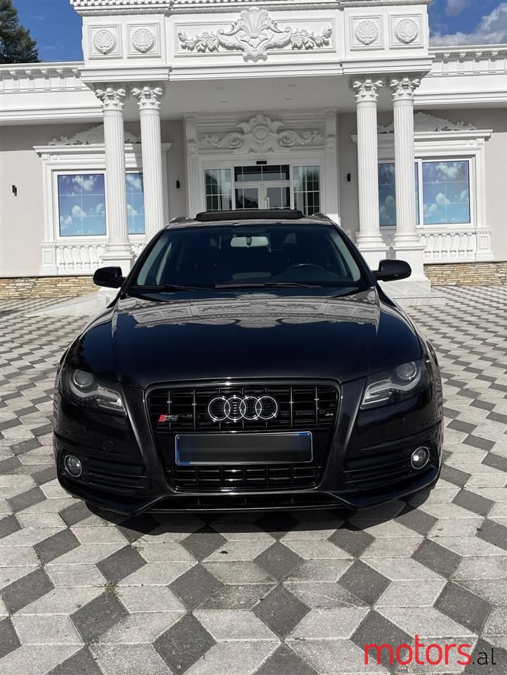 2010' Audi A4 photo #1