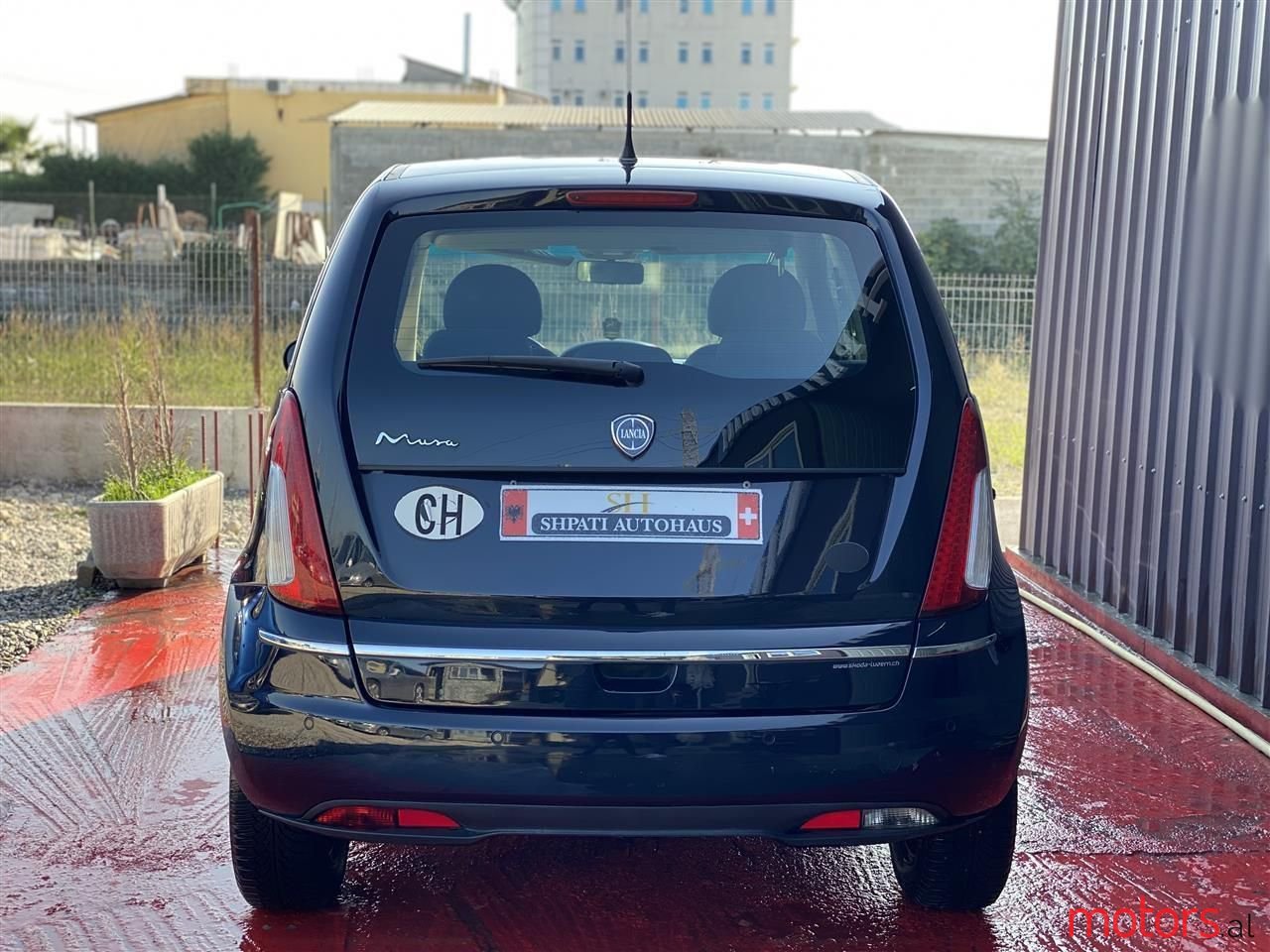 2010' Lancia Musa photo #5