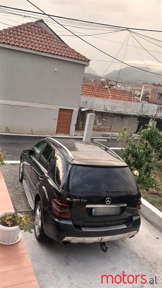 2007' Mercedes-Benz ML 320 photo #3