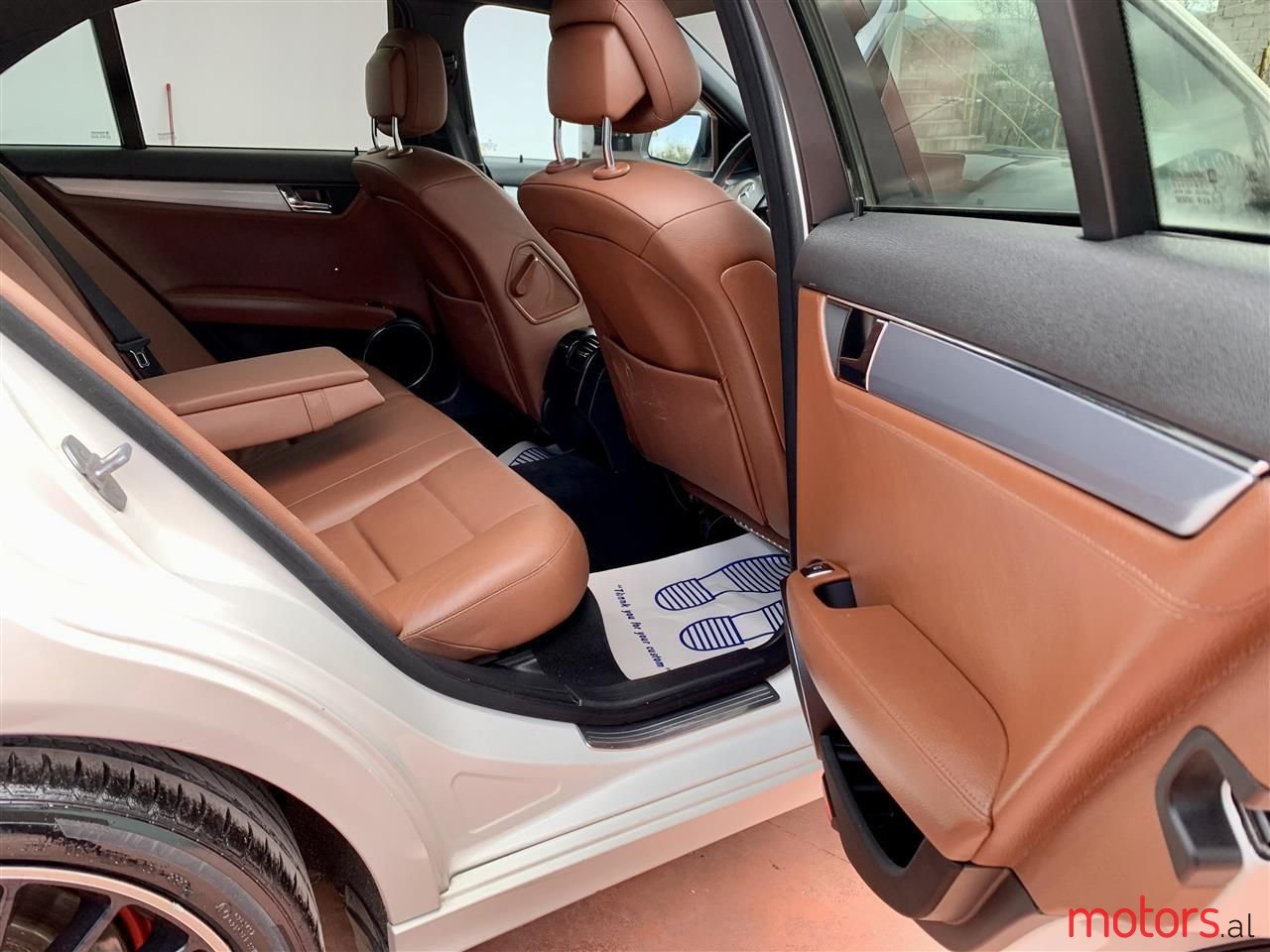 2009' Mercedes-Benz C 220 photo #5