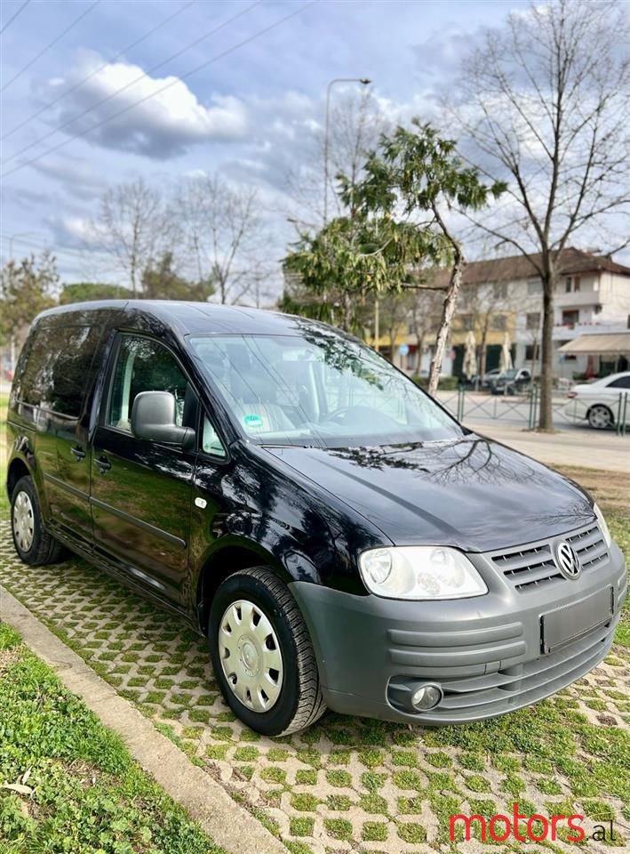 2006' Volkswagen Caddy photo #2