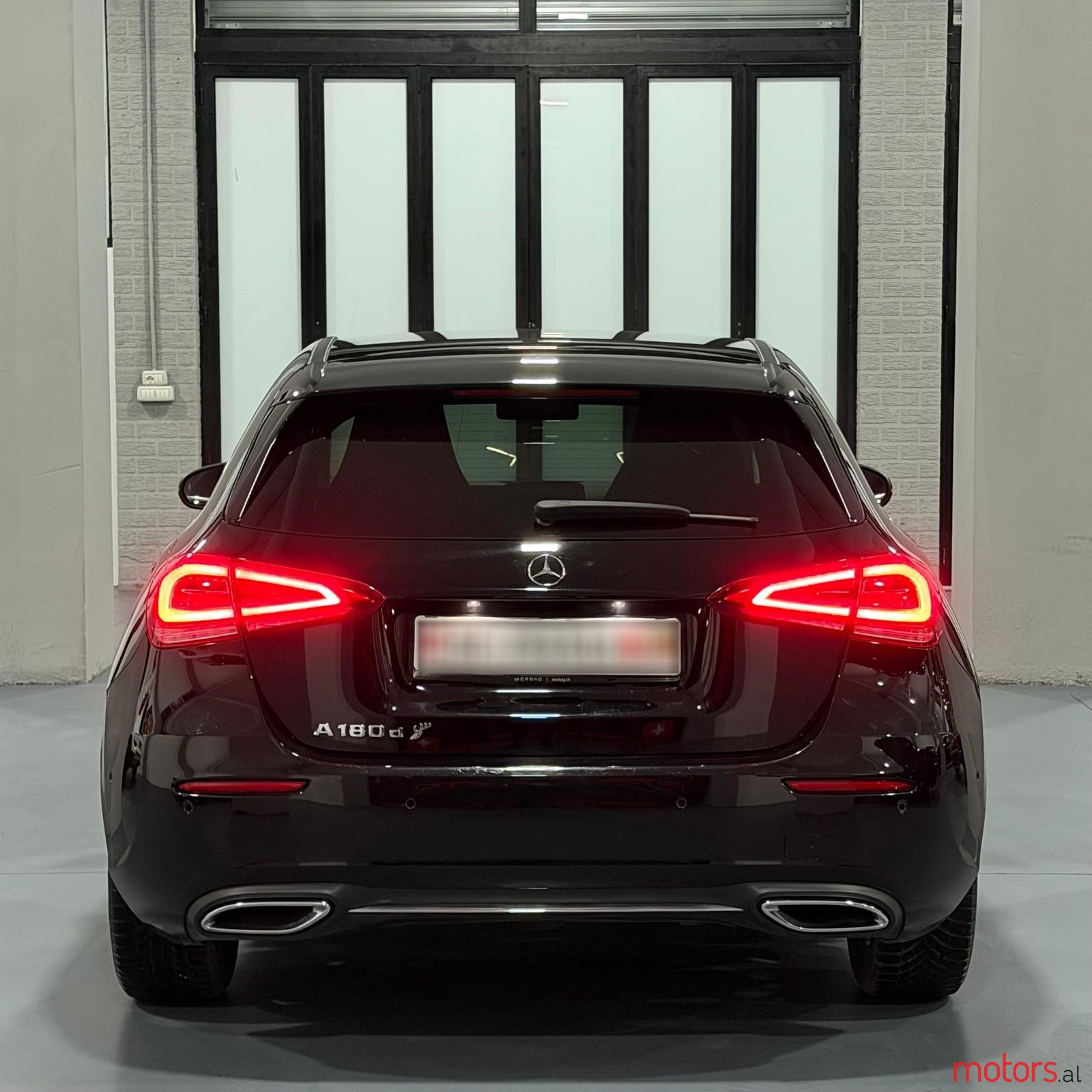 2018' Mercedes-Benz A 180 photo #3