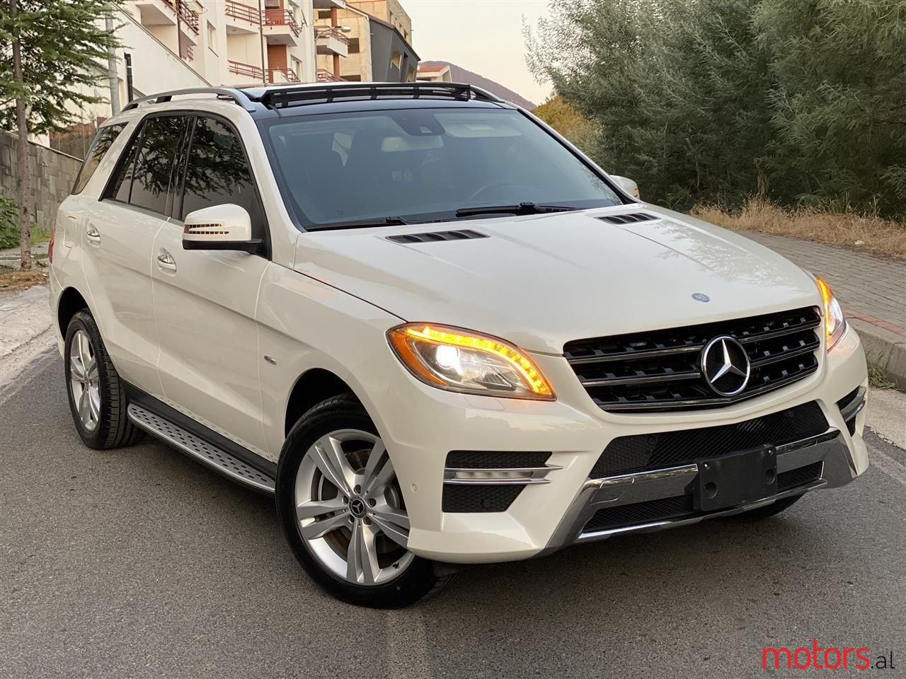 2012' Mercedes-Benz ML 350 photo #1