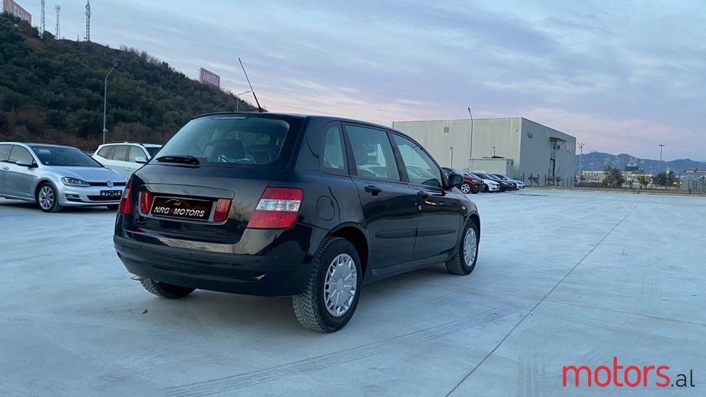 2004' Fiat Stilo photo #3
