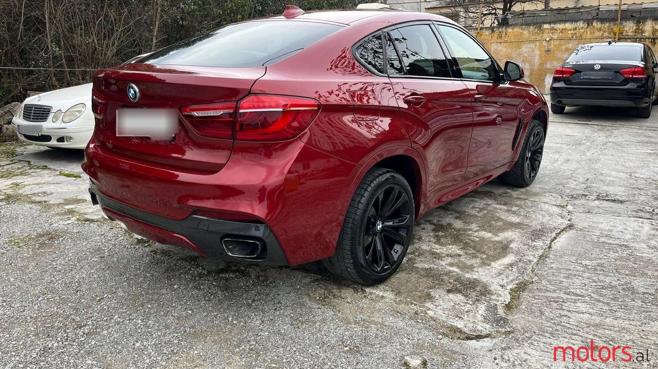 2015' BMW X6 M photo #2