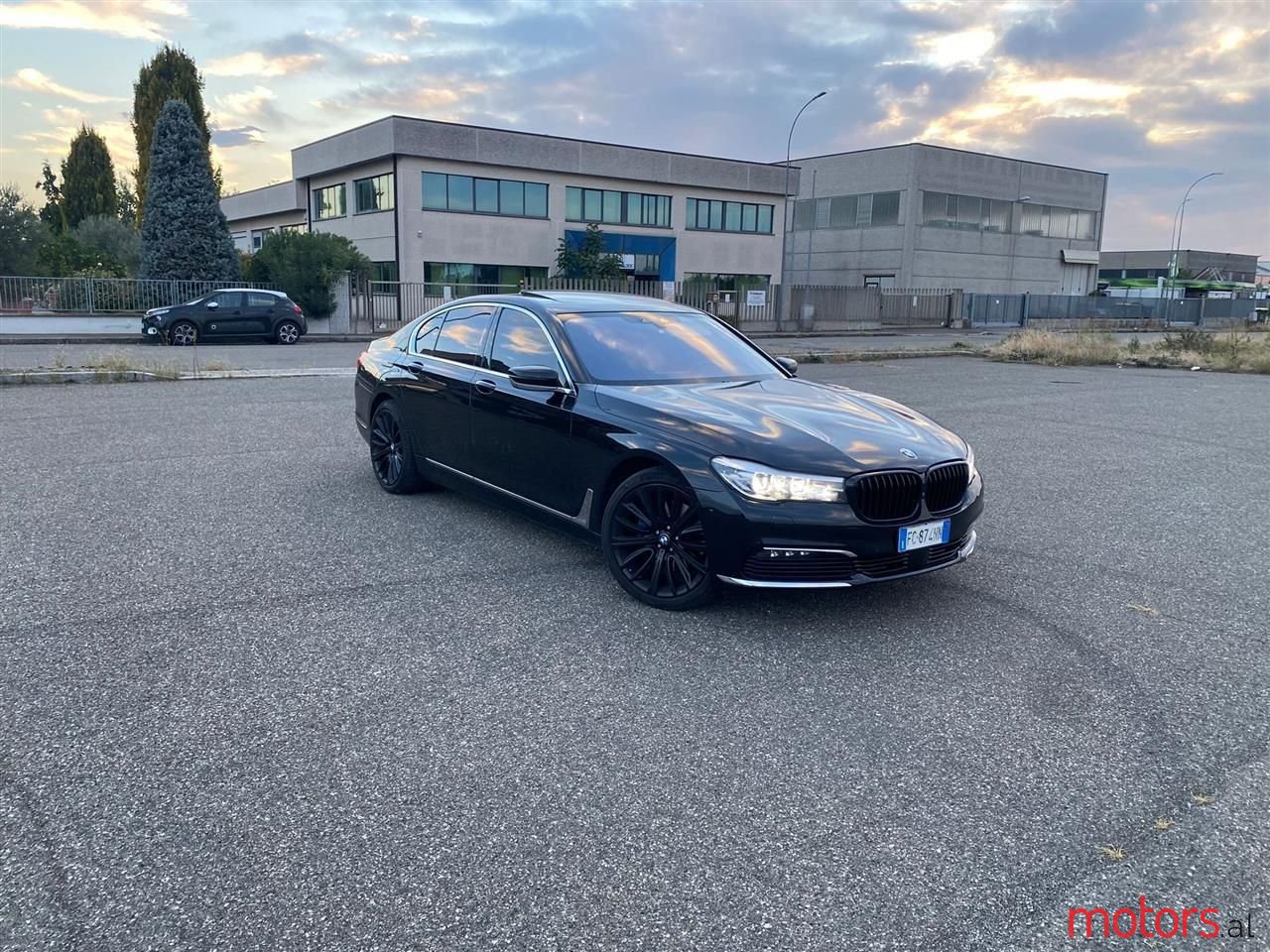 2016' BMW 730 photo #4