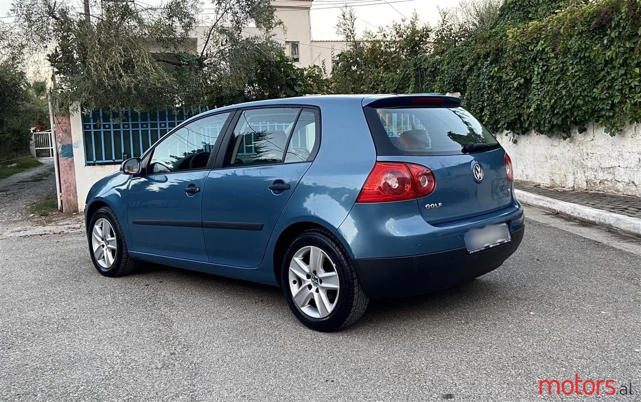 2006' Volkswagen Golf photo #4