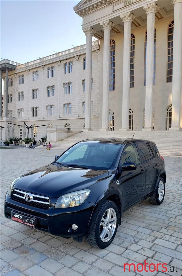 2006' Toyota RAV4 photo #2