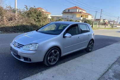 2005' Volkswagen Golf