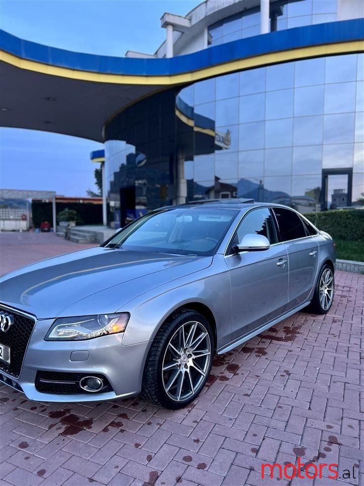 2010' Audi A4 photo #1