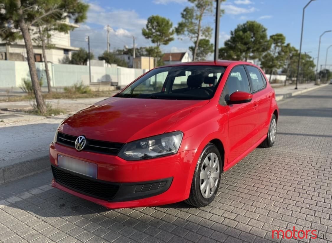 2010' Volkswagen Polo photo #4