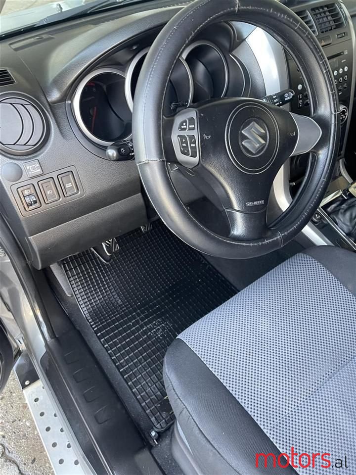 2006' Suzuki Grand Vitara photo #5