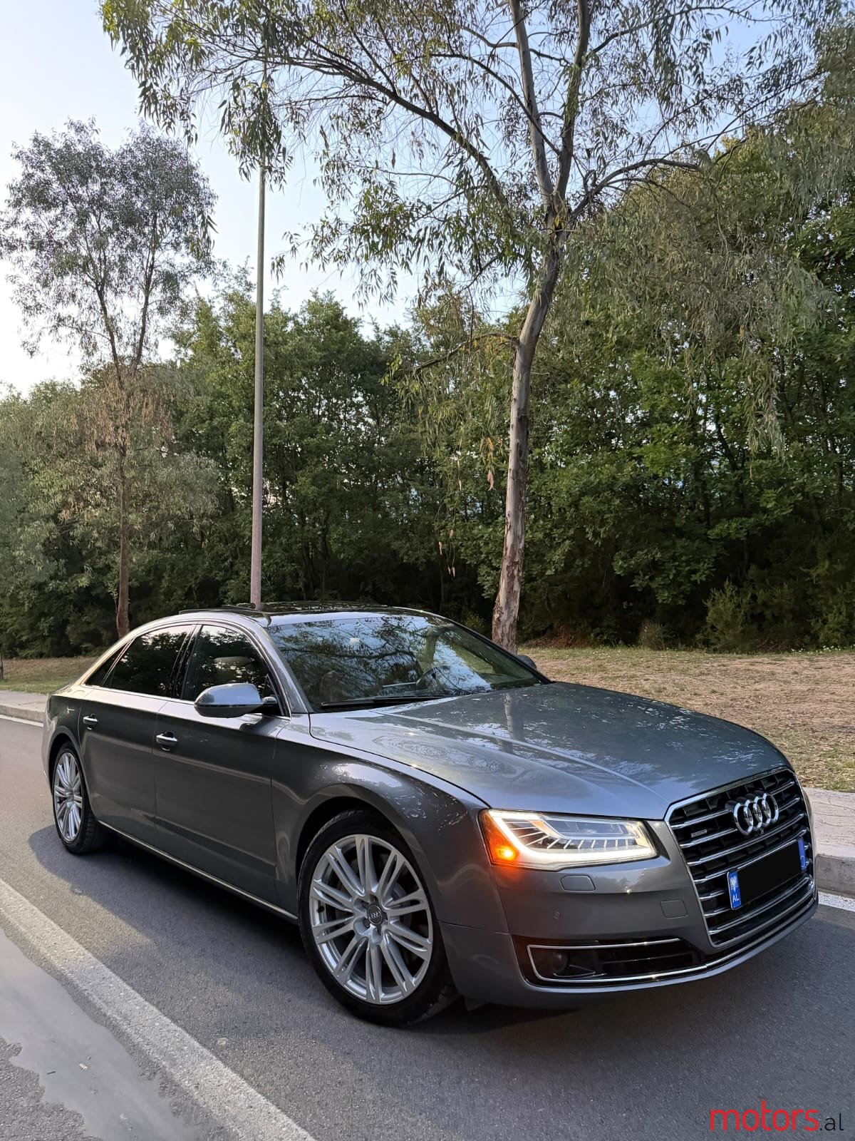 2015' Audi A8 photo #5