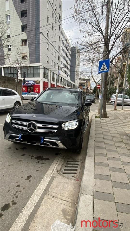 2019' Mercedes-Benz GLC 220 photo #1