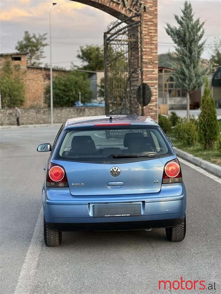 2006' Volkswagen Polo photo #4