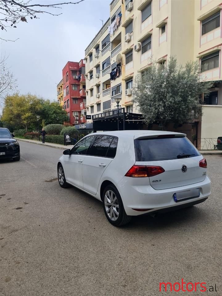 2014' Volkswagen Golf photo #1