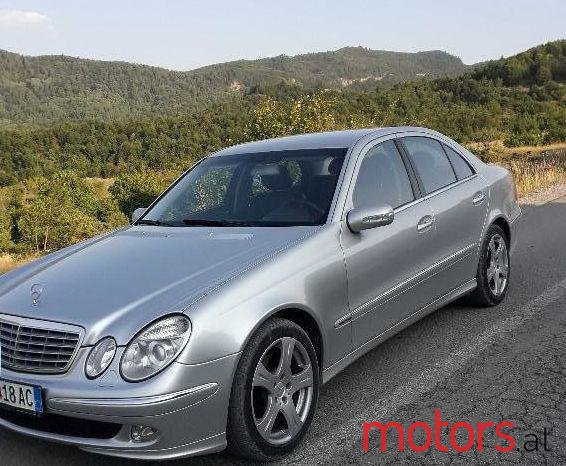 2003' Mercedes-Benz E-Class photo #1