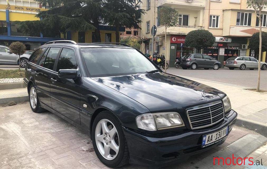 2000' Mercedes-Benz 220 photo #1