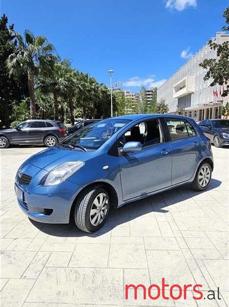 2007' Toyota Yaris photo #1