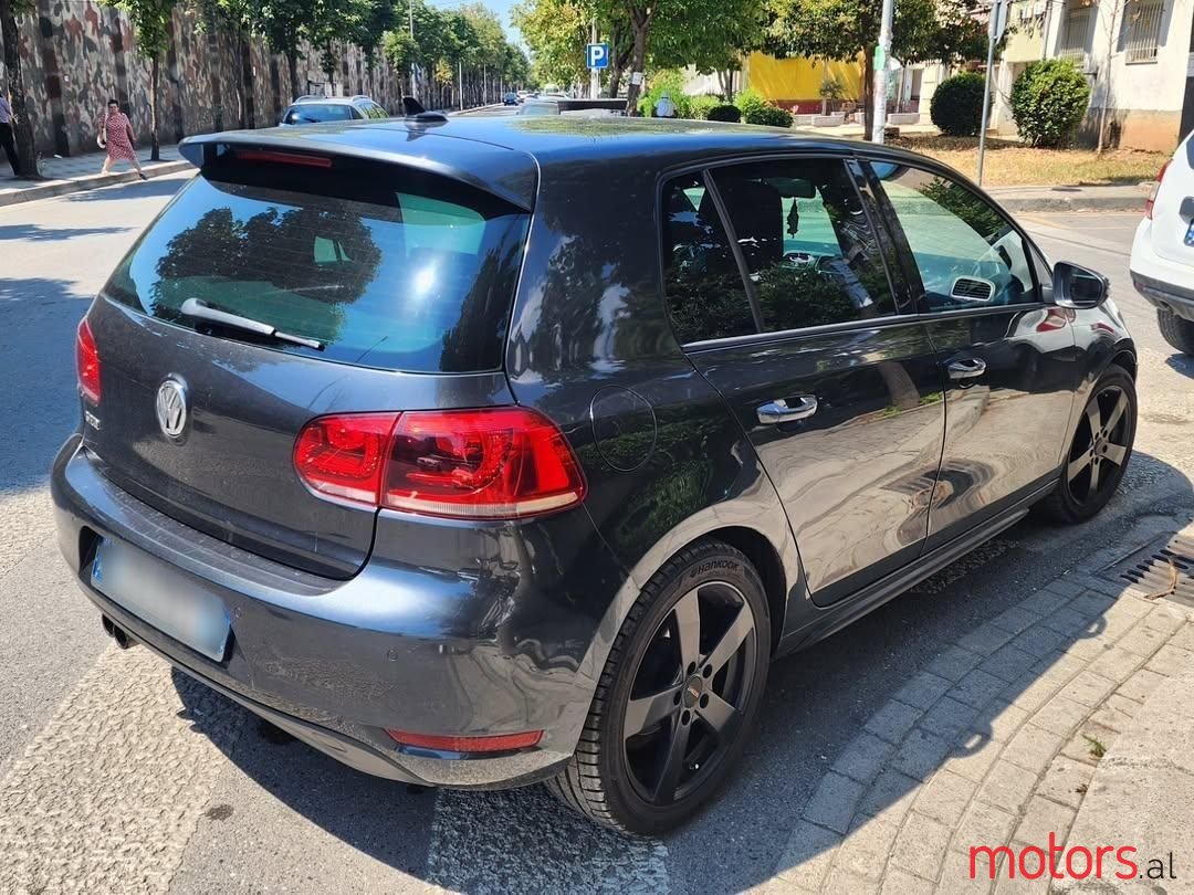 2012' Volkswagen Golf photo #2