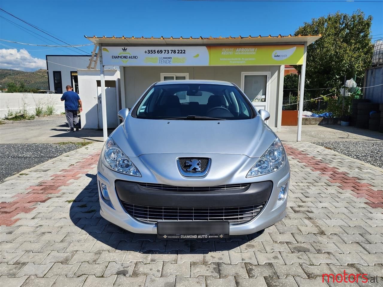 2010' Peugeot 308 photo #3