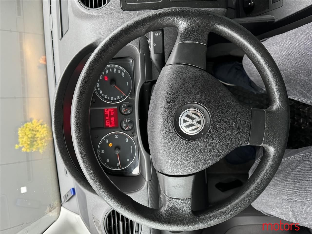 2007' Volkswagen Caddy photo #2