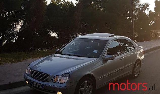 2000' Mercedes-Benz C-Class photo #1
