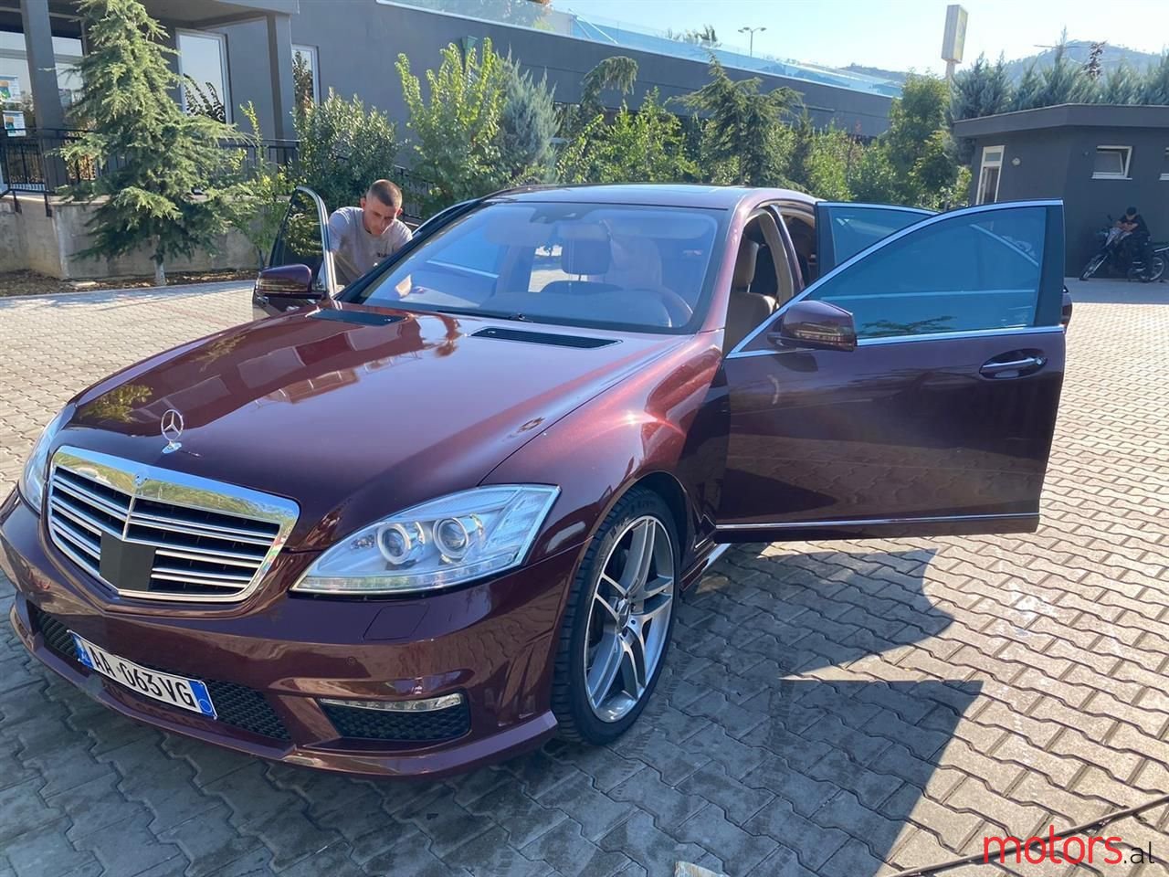 2008' Mercedes-Benz S 550 photo #1