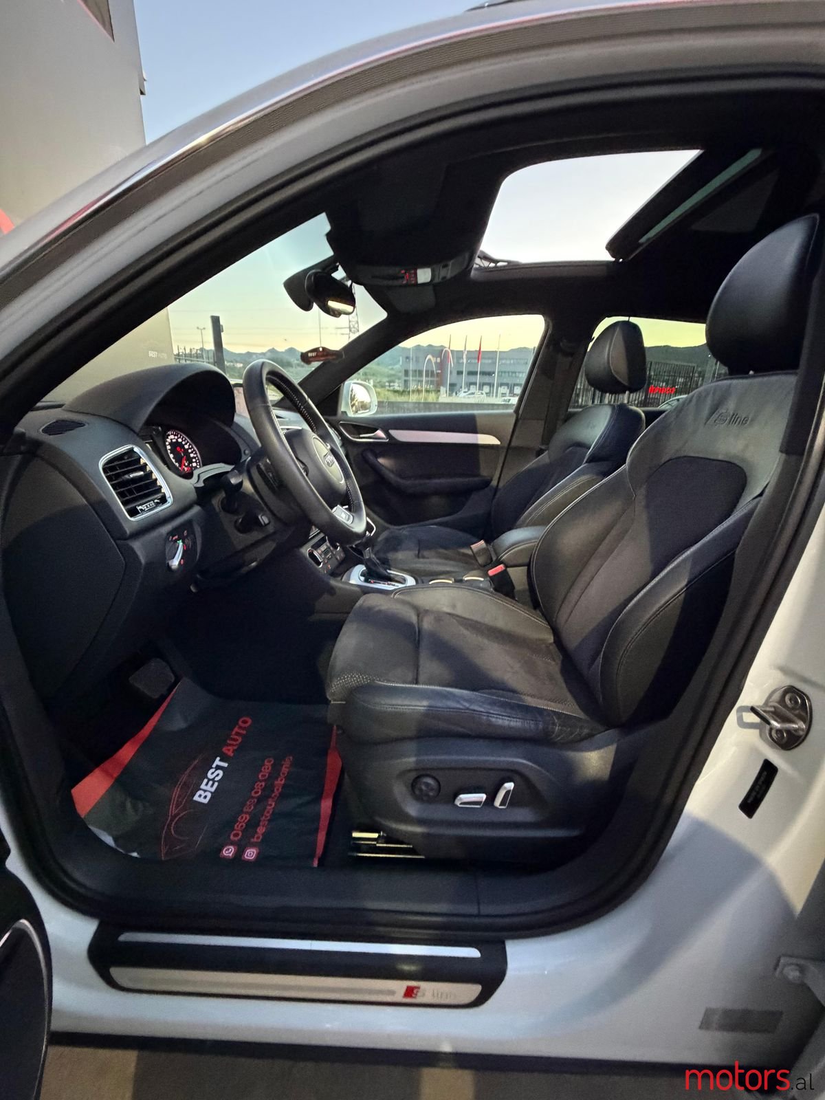 2015' Audi Q3 photo #6