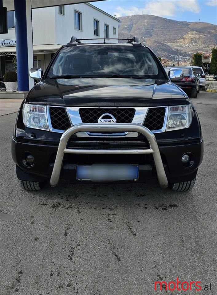 2007' Nissan Navara photo #4