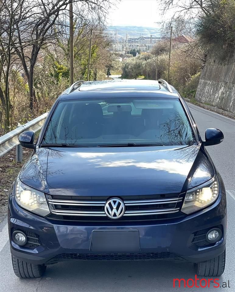 2014' Volkswagen Tiguan photo #1