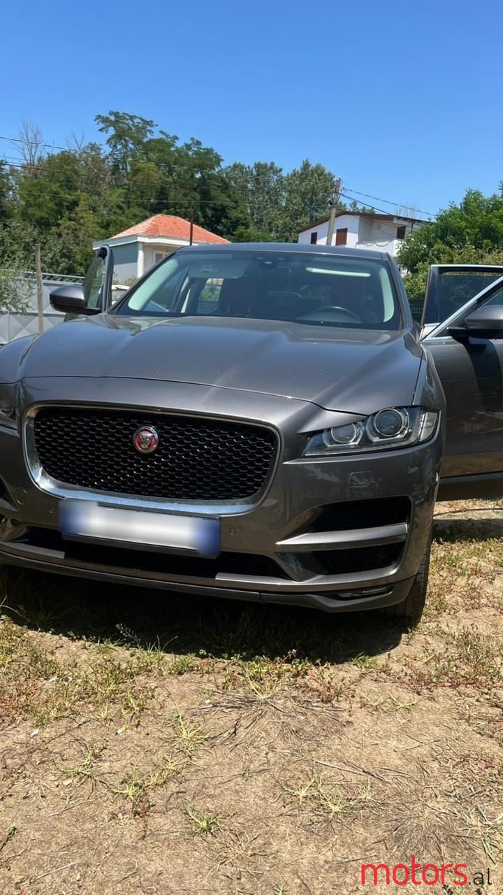 2017' Jaguar F-Pace photo #1