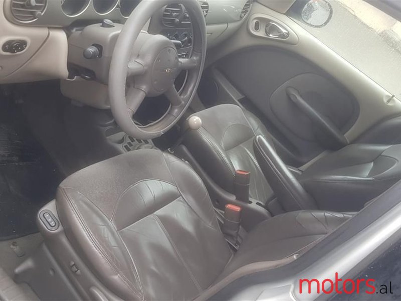 2002' Chrysler PT Cruiser photo #3
