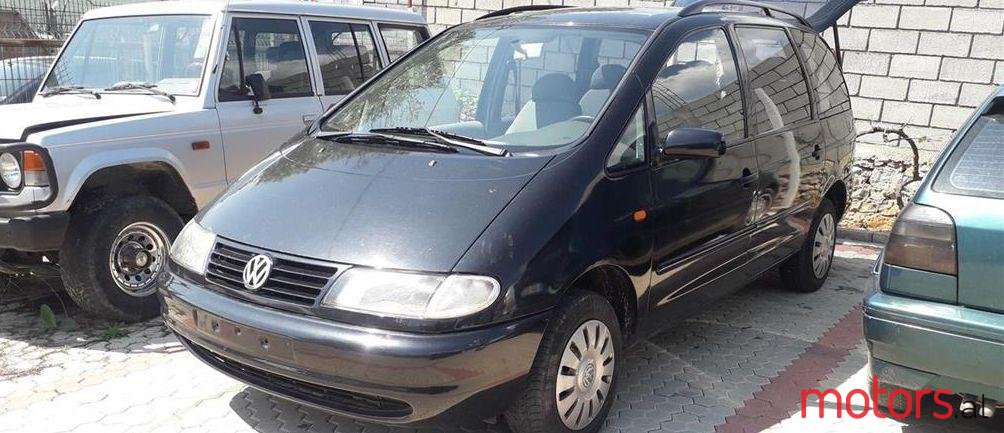 1999' Volkswagen Sharan photo #1