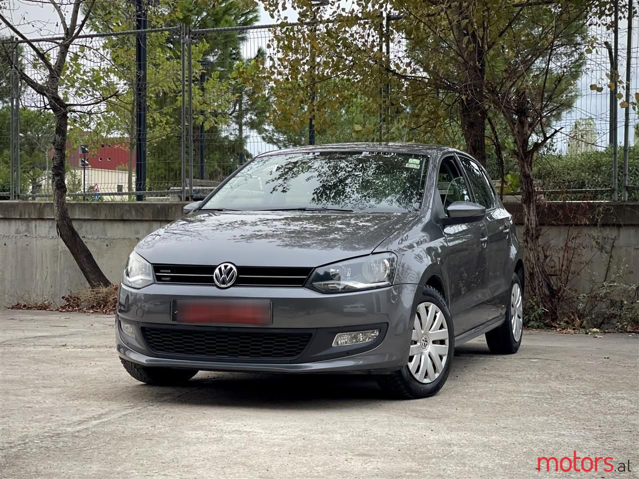 2013' Volkswagen Polo photo #2