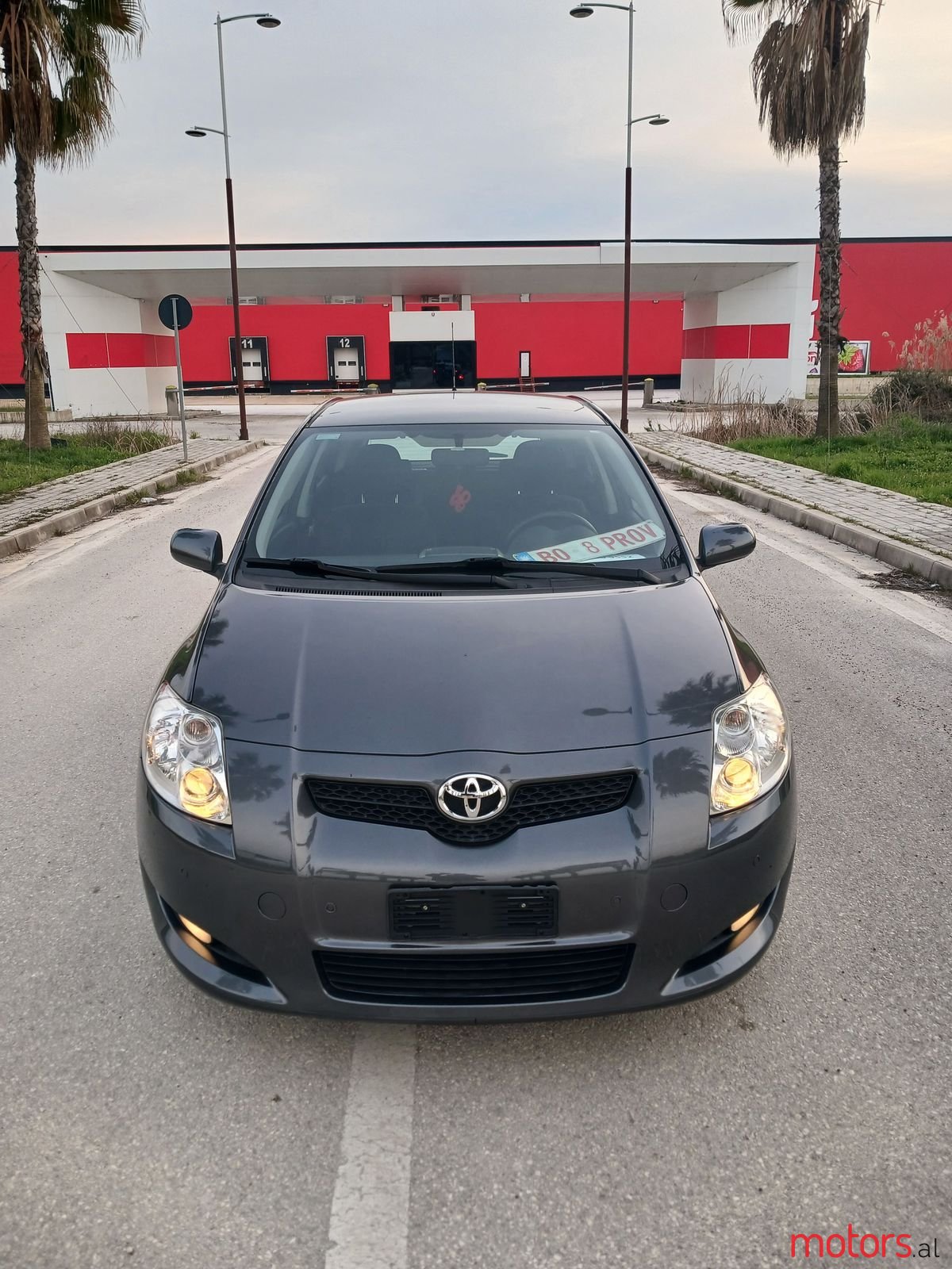 2008' Toyota Auris photo #2