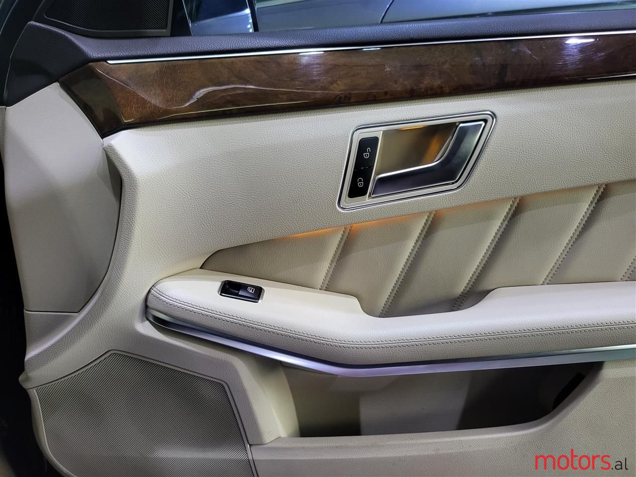 2014' Mercedes-Benz E 350 photo #2