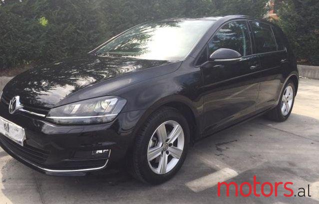 2013' Volkswagen Golf photo #3