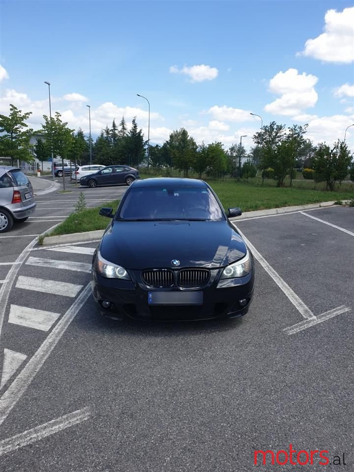 2009' BMW 530 photo #3