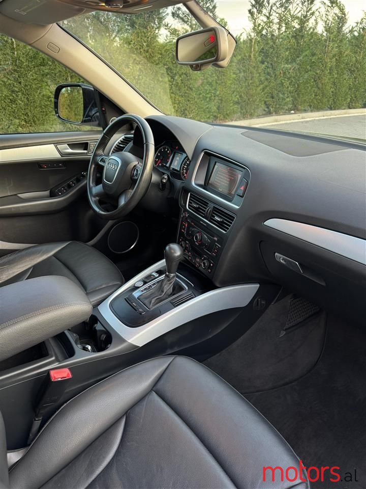 2012' Audi Q5 photo #2