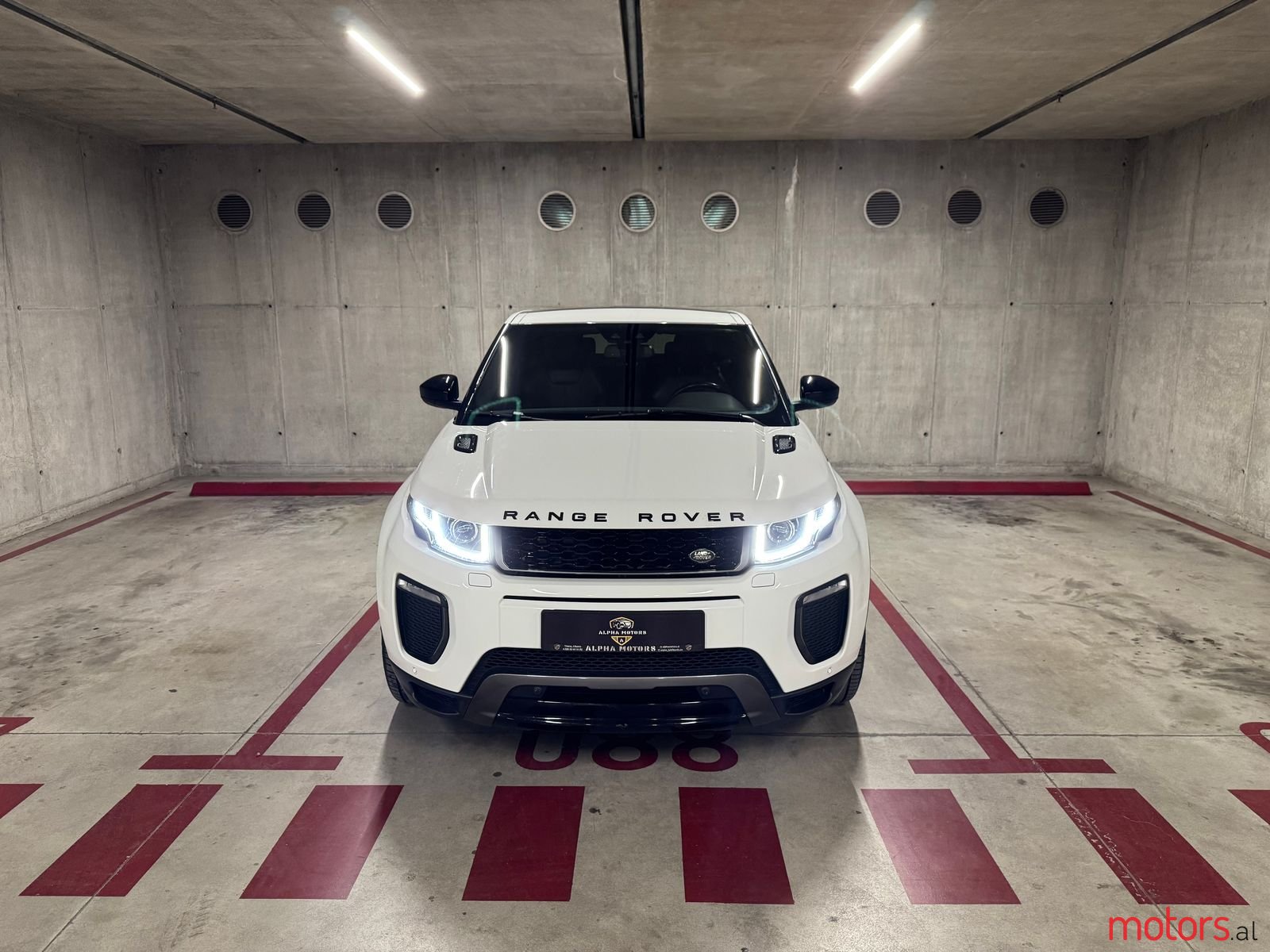 2016' Land Rover Range Rover Evoque photo #2