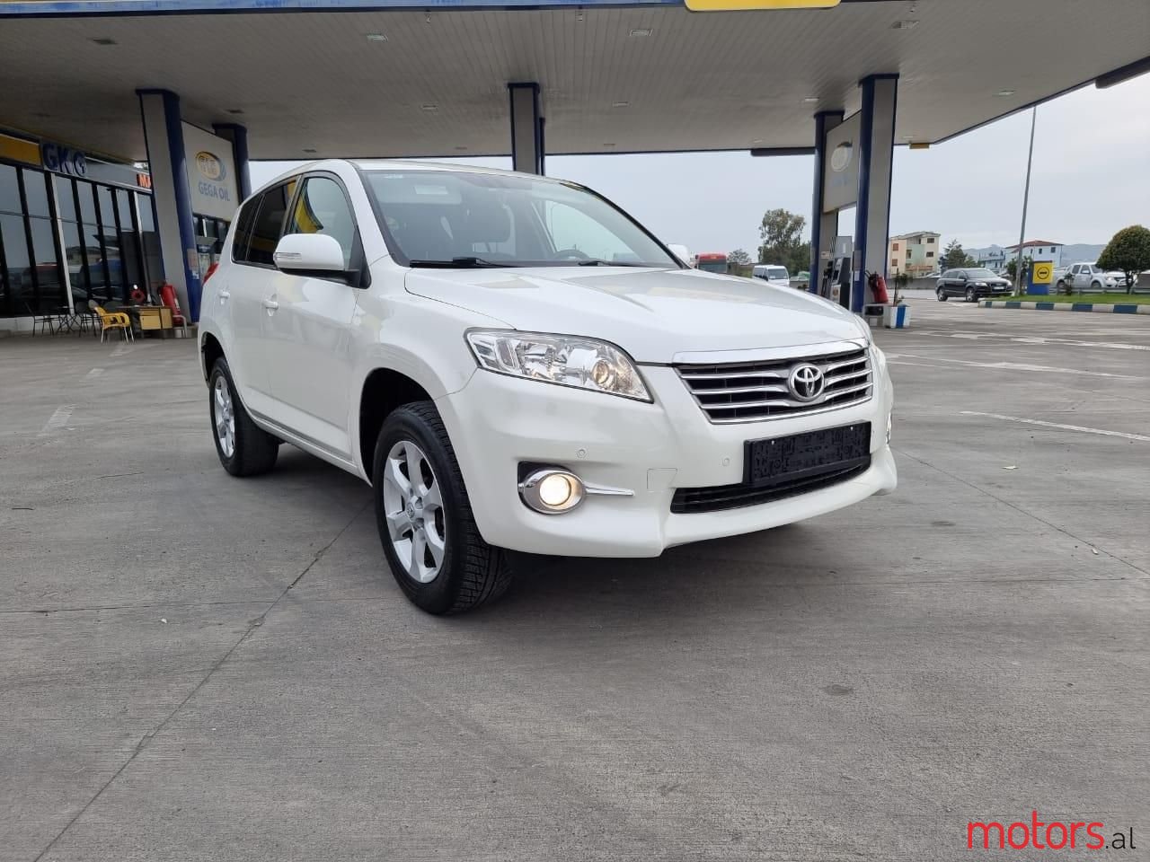 2013' Toyota RAV4 photo #1