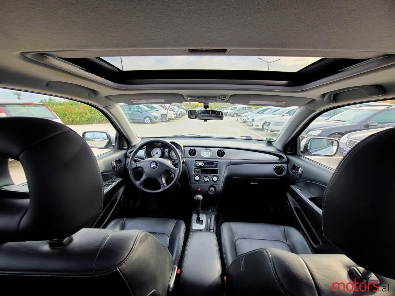 2005' Mitsubishi Outlander photo #1