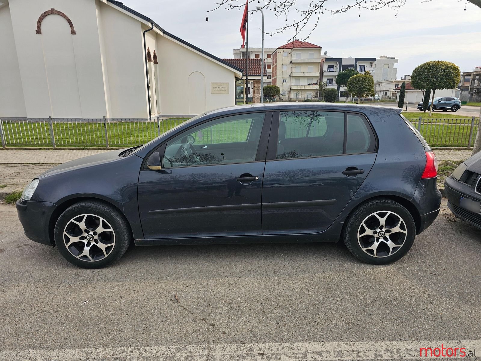 2005' Volkswagen Golf photo #5