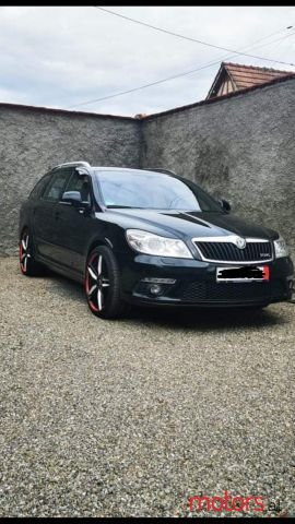 2013' Skoda Octavia photo #1