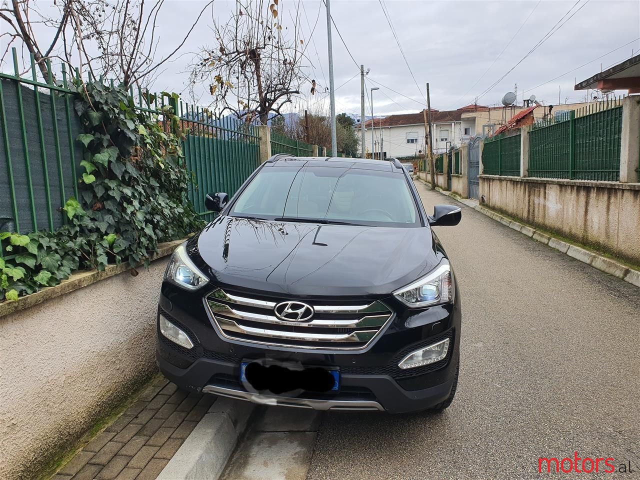 2013' Hyundai Santa Fe photo #3