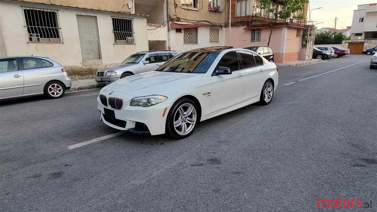 2011' BMW 535 photo #2